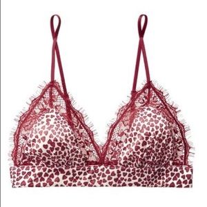 Bra with heart ❤️ print and lace detail